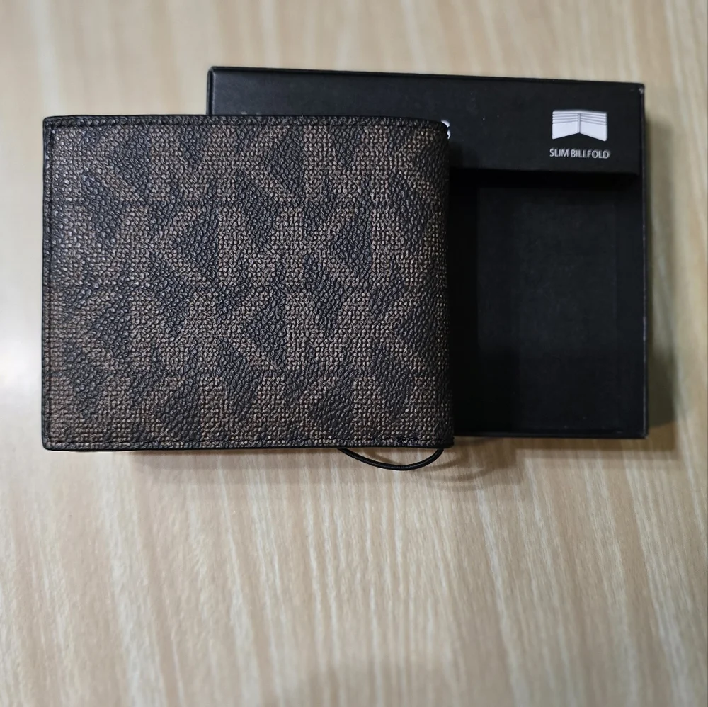 NWT Michael Kors Jet Set Men’s Slim Billfold Wallet Logo MK color Brown